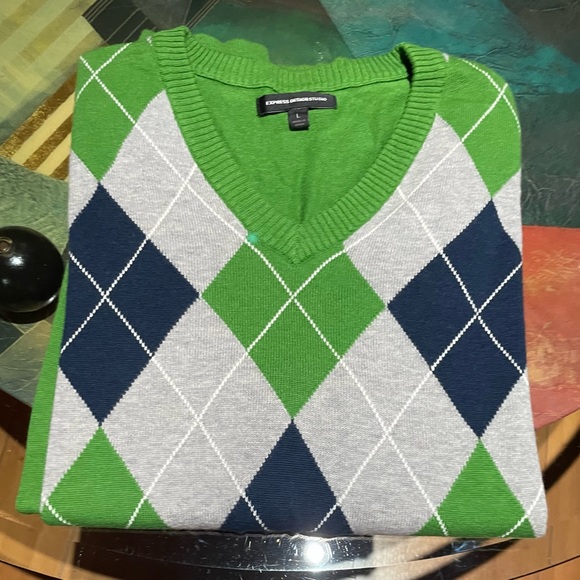 Excellent condition men v neck too long sleeves - Picture 2 of 4